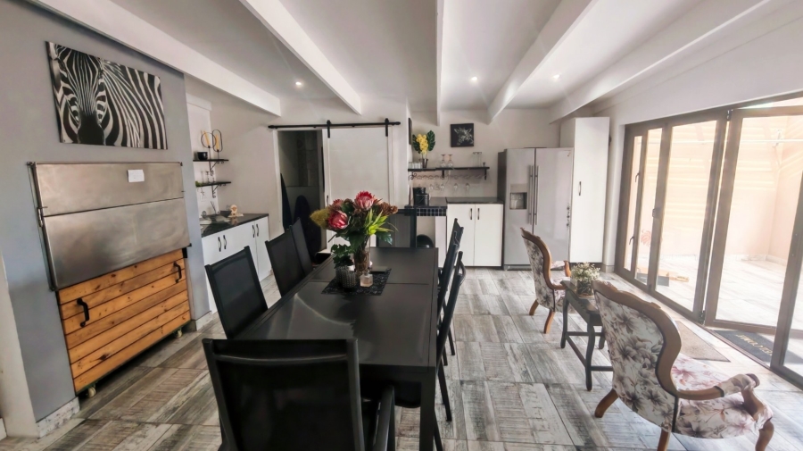 3 Bedroom Property for Sale in Twee Kuilen Western Cape